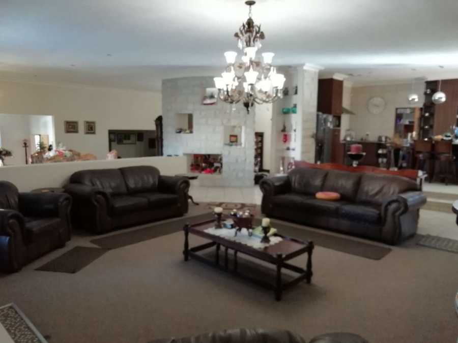 5 Bedroom Property for Sale in Keidebees Northern Cape